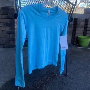 RARE NWT Lululemon Cyan Blue Swiftly Race Length Size 4